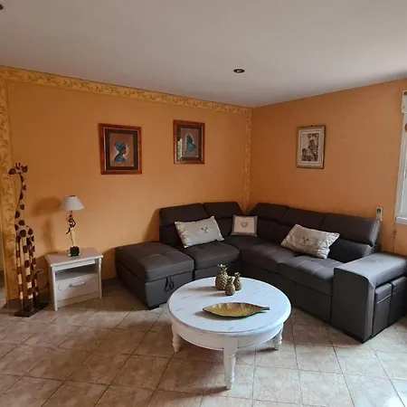 Maison Ideale Pour Les Familles A 300m De La *